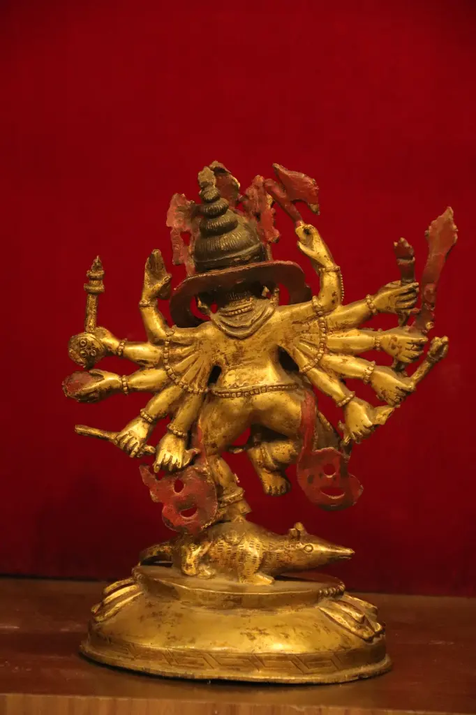 1 Ganesha Dancing Crystal 21cm 1 (20).webp