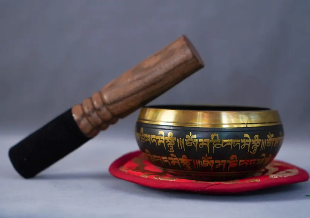 Black Buddha Eyes Bowl – Pure Tone – Awakened Wisdom