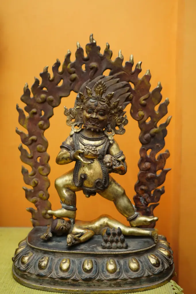 Black Jambhala Statue