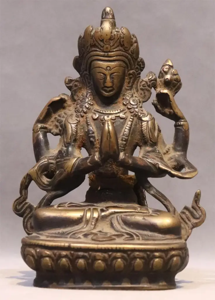 Chenrezig Statue – The Antique Copper Heart of Infinite Compassion